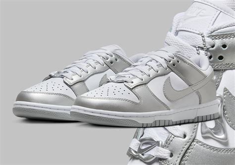 silver Nike dunk low